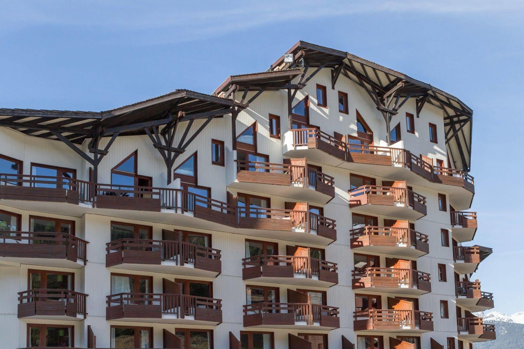 Pierre & Vacances Residence Le Christiana 라 타니아 외부 사진